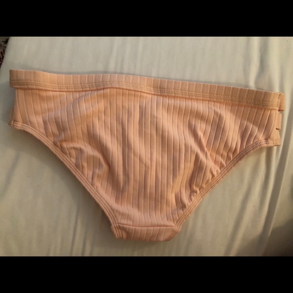 Seafolly bikini bottoms- like new - Picture 3 of 5